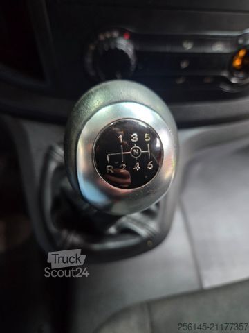 Kleinbus MERCEDES-BENZ Vito Kasten 114  Kamera Tempom. Klima PDC+H E6