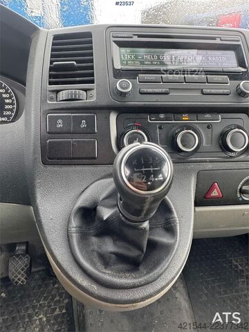 Hochdachkombi Volkswagen Transporter – 8 Seats