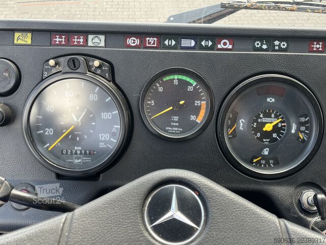 Camion de pompiers Mercedes-Benz 2219 / 6x4, 3-Achsen, GTLF 24/50, Feuerw