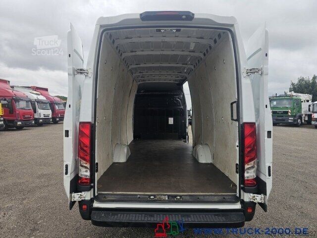 Skåpbil Iveco Daily Maxi 35S14 Autom. Hoch & Lang 3 Sitze