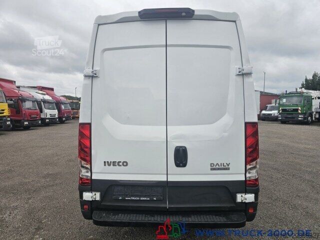 Skåpbil Iveco Daily Maxi 35S14 Autom. Hoch & Lang 3 Sitze