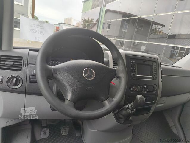 Skriňové nákladné vozidlo Mercedes-Benz Sprinter 314
