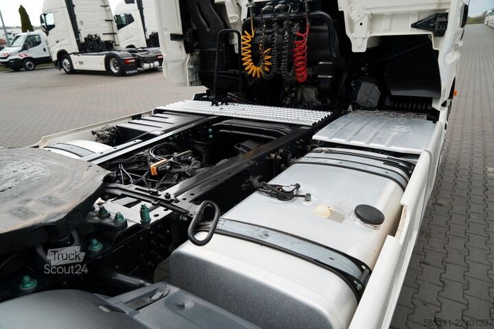 Standard nyergesvontató MAN TGX 18.470 / GM / NAVI / NOWE OPONY