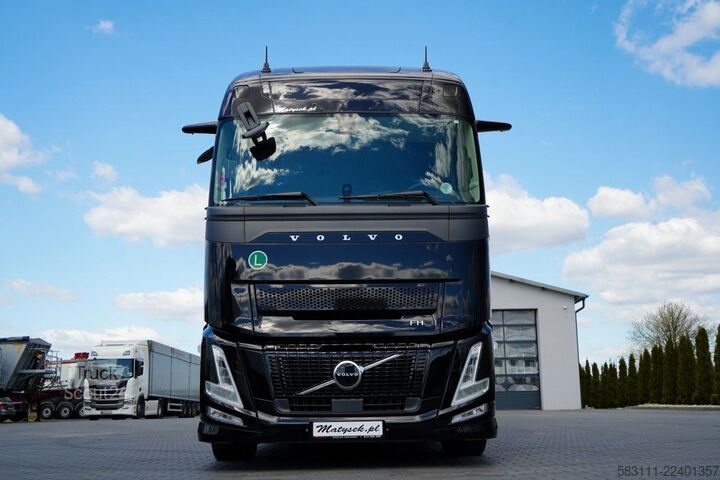 Ciężarówka jumbo VOLVO FH 500 / ZESTAW TANDEM / 120 M3 / PRZEJAZDOWY /