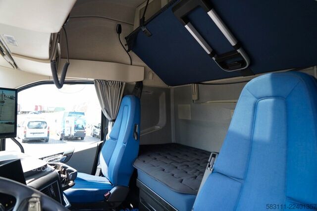 Ciężarówka jumbo VOLVO FH 500 / ZESTAW TANDEM / 120 M3 / PRZEJAZDOWY /