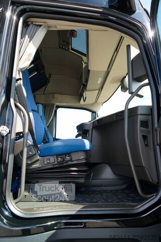 Ciężarówka jumbo VOLVO FH 500 / ZESTAW TANDEM / 120 M3 / PRZEJAZDOWY /