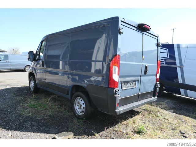 Κλειστό βαν PEUGEOT Boxer 120 L1H1 Kasten Klima Kamera Motorschaden