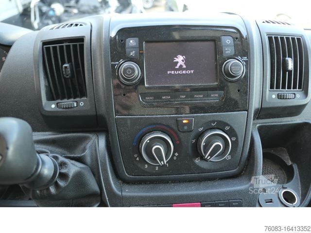 Κλειστό βαν PEUGEOT Boxer 120 L1H1 Kasten Klima Kamera Motorschaden