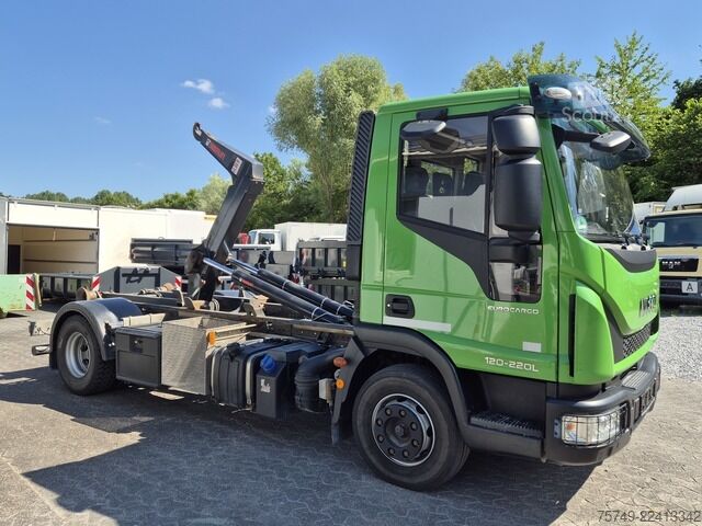 Крюковой мусоровоз iveco EuroCargo 120-220L Abrollkipper HIAB Multilift