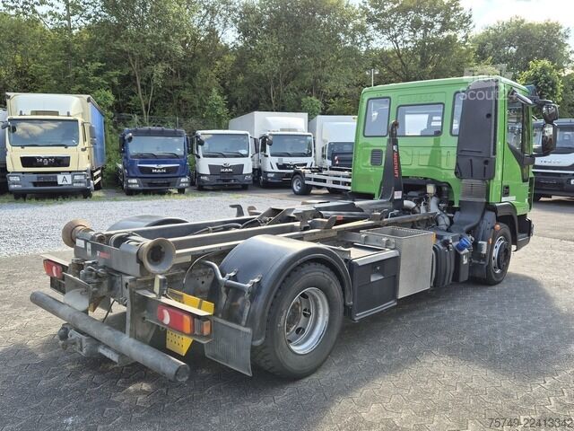 Крюковой мусоровоз iveco EuroCargo 120-220L Abrollkipper HIAB Multilift