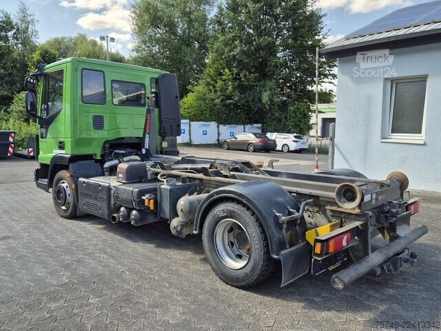 Крюковой мусоровоз iveco EuroCargo 120-220L Abrollkipper HIAB Multilift