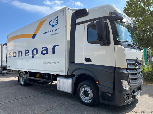 Valigia Mercedes-Benz Actros 1842 4-ACHS ZUG SCHMITZ KOFFER DURCHLADER