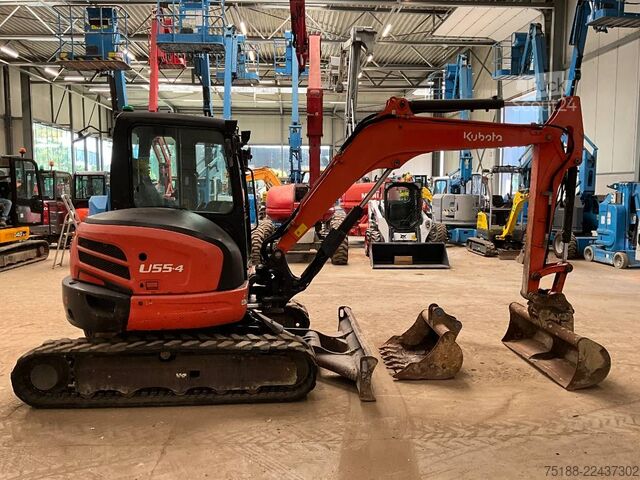 Mini-escavadora Kubota U 55-4