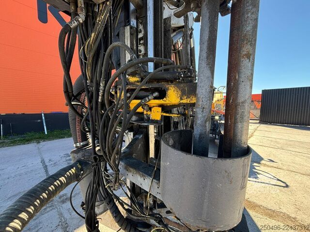 Сверлильный станок Atlas Copco T35R-01 WINCH / 12184h / year 2012