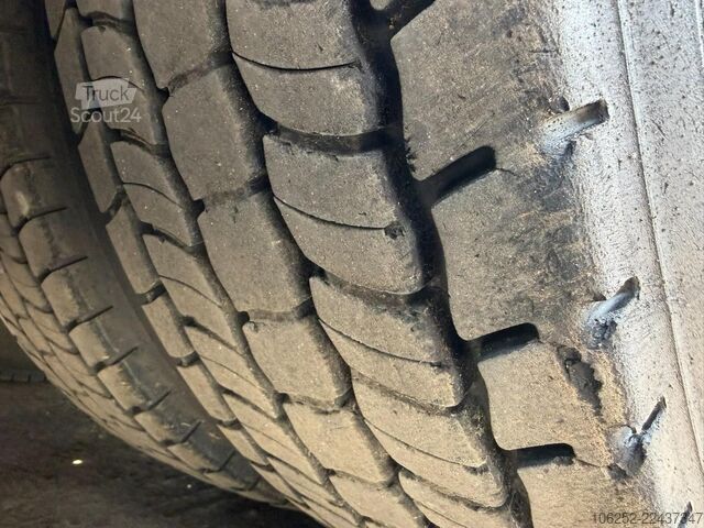 Yükleme platformu MAN TGS 35.440 8x4 TRIDEM PRITSCHE + KRAN HIAB 288 ...