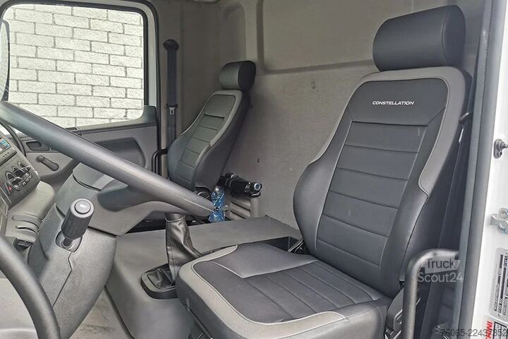 Kipper Volkswagen Constellation 31.320 DC Tipper Truck (5 units)