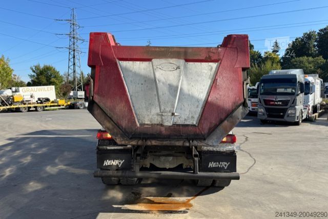 Camión volquete RENAULT C520 10x4 Abschiebemulde (no tipper)