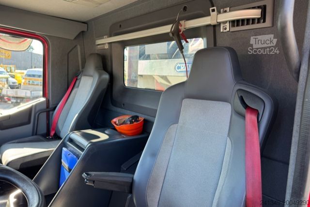 Camión volquete RENAULT C520 10x4 Abschiebemulde (no tipper)