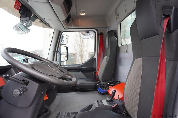 Platós daruval Renault RENAULT C280 DTI 8 / FASSI crane 8 m