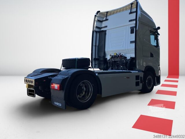 Standard dragbil IVECO S-Way AS 440 S 58 T/FP Sattel Vorführwagen