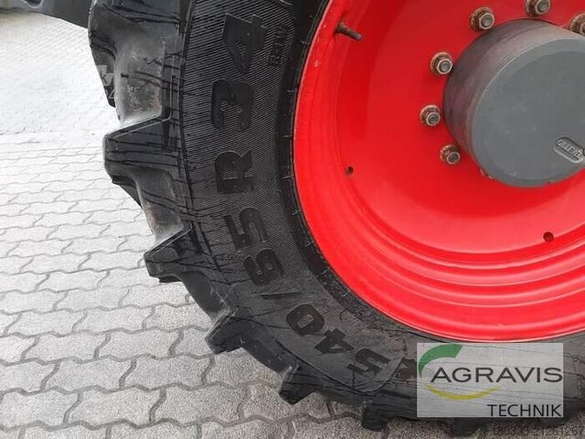 Tractor Fendt 828 VARIO S4