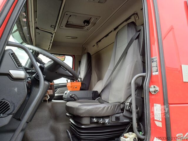 Camión portacontenedores de gancho Volvo FM 9.340 MKG Kran Feuerwehr Firetruck