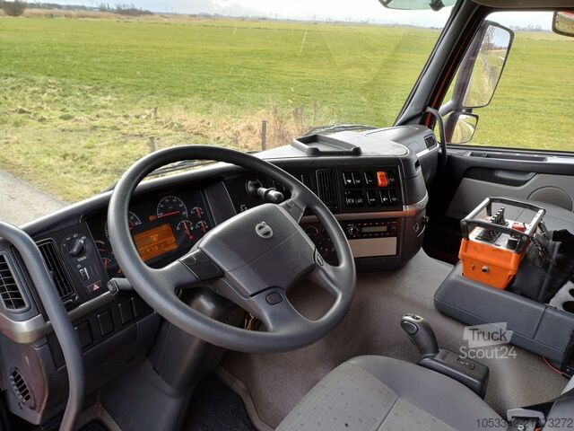 Camión portacontenedores de gancho Volvo FM 9.340 MKG Kran Feuerwehr Firetruck