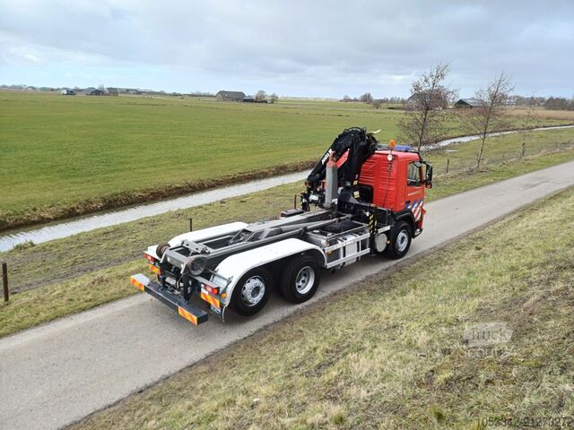 Camión portacontenedores de gancho Volvo FM 9.340 MKG Kran Feuerwehr Firetruck