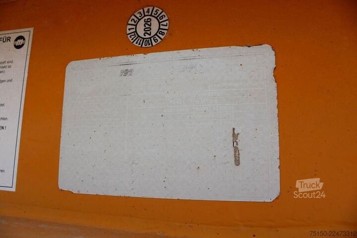 Semiremorcă cu platformă joasă MEUSBURGER SemiTieflader 2+6 Achs hydraul. gefedert Nr 121