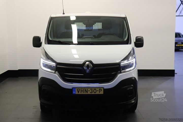 Furgoneta con caja Renault Trafic 2.0 dCi 120PK EURO 6 - Airco - Navi - Cr...