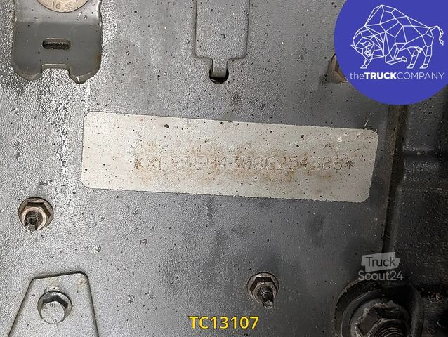 Estándar-SZM DAF XF 530