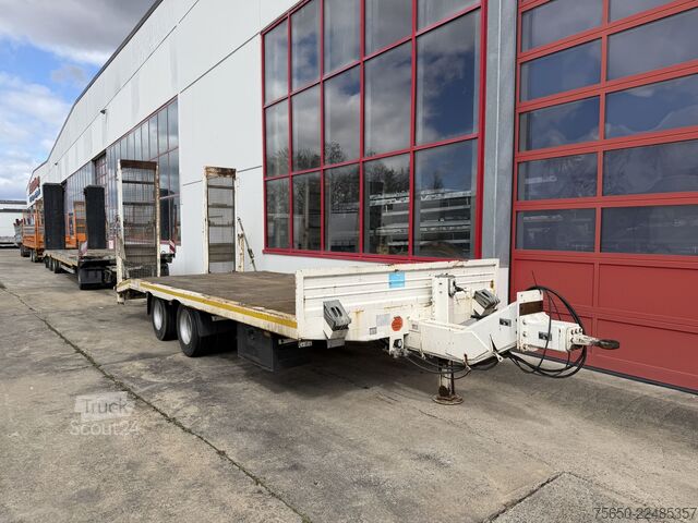 Remorcă cu platformă joasă Blomenröhr 688/18000  19 t Tandemtieflader, wenig Benutzt
