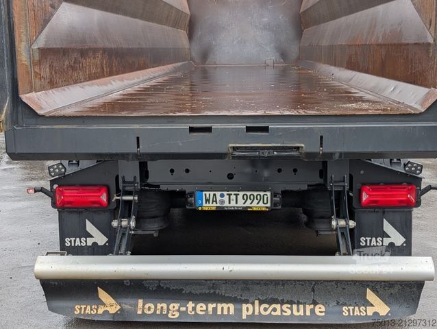 Polpriklopnik kiper STAS 55 cbm HardoX, MIETEN?