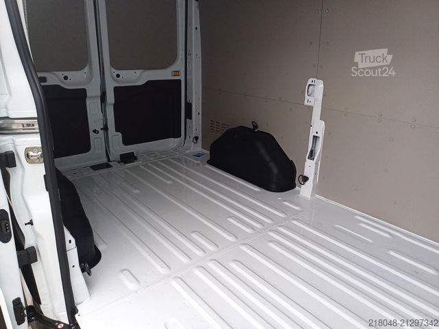 Furgoneta FORD Transit Kasten LKW Basis 310 L2H2 VA 77 kW, 4-tü