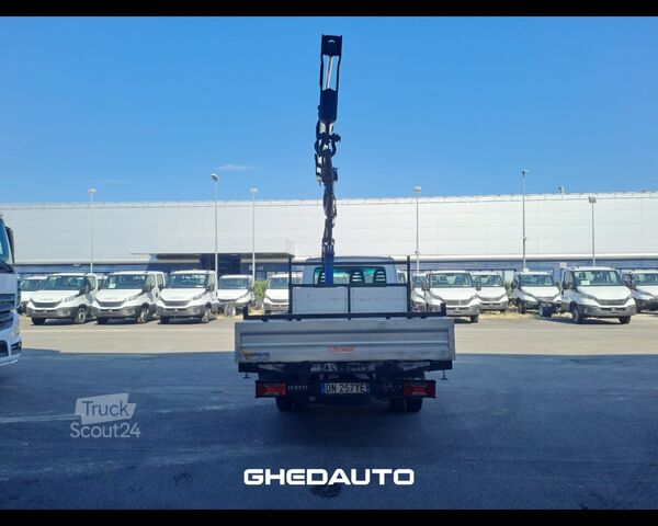 Miniautocarro IVECO 35C15 - CASSONE + GRU