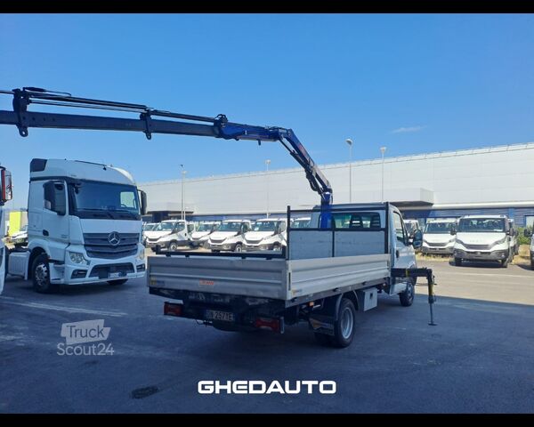 Miniautocarro IVECO 35C15 - CASSONE + GRU