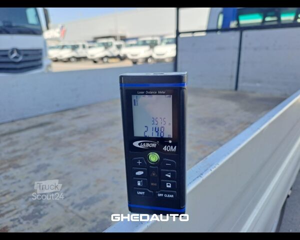 Miniautocarro IVECO 35C15 - CASSONE + GRU