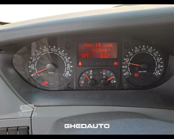 Miniautocarro IVECO 35C15 - CASSONE + GRU