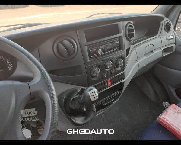 Miniautocarro IVECO 35C15 - CASSONE + GRU