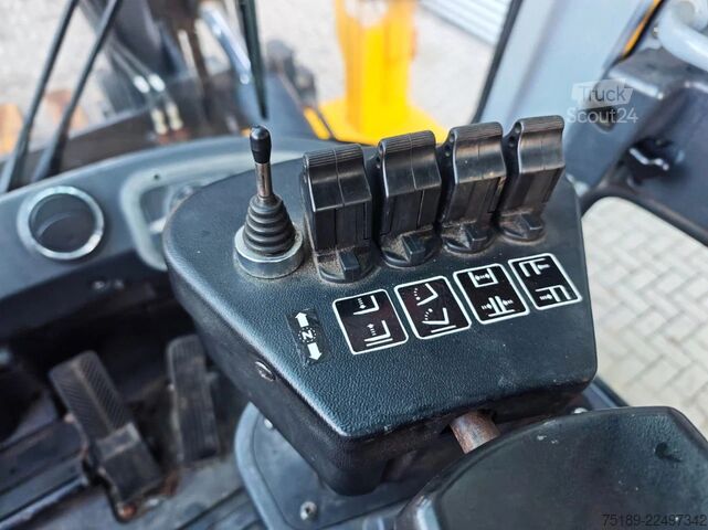  Hyundai 10.00-800  Hours!