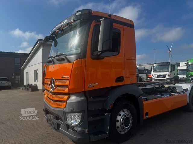 Haakarm vrachtwagen MERCEDES-BENZ Actros 2545 Aroller VDL 21-6200 Lift/Lenk