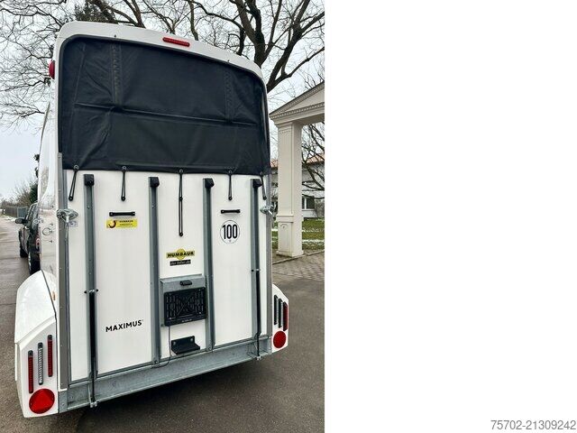 Hayvan taşıma römorku Humbaur Maximus 2-Pferdeanhänger