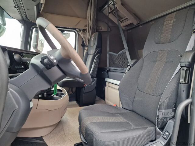 Estándar-SZM DAF XG+ 530 4x2 - New - Retarder - Night clima - 2x...