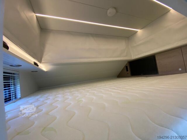 MB Actros Ltd. Edition 2651 STX Horestr. Mercedes-Benz Actros Limited Edition 2651 + Anhänger