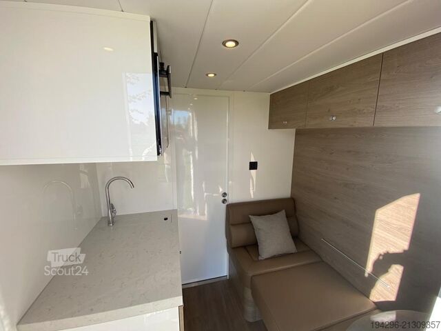 MB Actros Ltd. Edition 2651 STX Horestr. Mercedes-Benz Actros Limited Edition 2651 + Anhänger