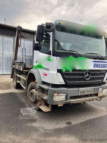 Camião basculante MERCEDES-BENZ 1833