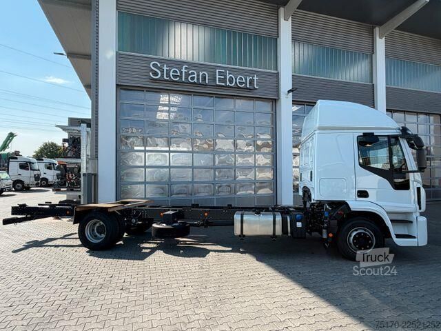 Važiuoklė su kabina Iveco Eurocargo ML140E28/P Bett AHK Klima Standheizung