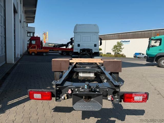 Važiuoklė su kabina Iveco Eurocargo ML140E28/P Bett AHK Klima Standheizung