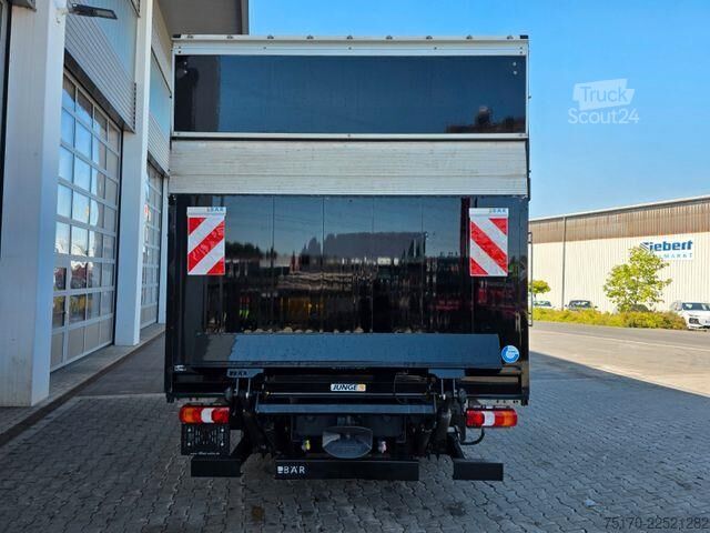  Mercedes-Benz Atego 824 L Bär LBW 1.000kg AHK Klima 3 Sitze