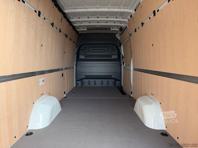 Kombi s vysokou strechou Mercedes-Benz Sprinter 319 CDI 4325 DISTRONIC Klima AHK